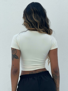 Cropped manguinha - comprar online