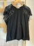 Remera Victoria - Las clausis Indumentaria