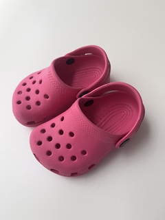 Crocs fucsias clásicas t17(01)