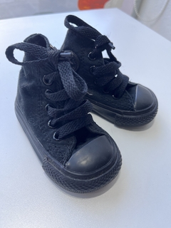 Zapatillas negras tipo botita Converse 16-17 (158) en internet