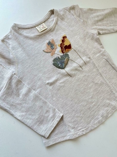 Remera ml gris flores Zara t5a (303) - comprar online