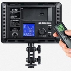 Iluminador de Led Videolight Godox 308C
