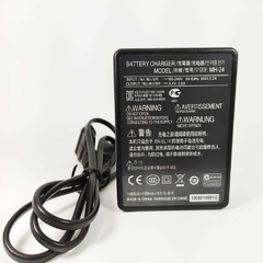 CARREGADOR SIMILAR NIKON MH-24 P/ BATERIA EN-EL14 e EN-EL14a - comprar online