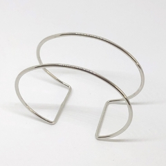 Pulsera Minimal Plateada en internet