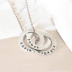 Collar Círculos de Plata Grabados - Tienda de Joyeros
