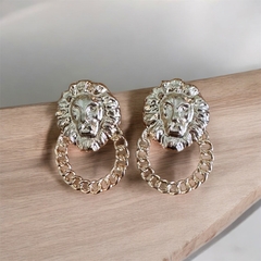 Aros Leones en internet