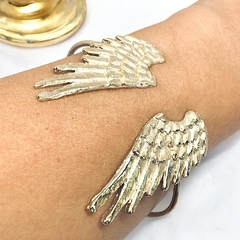 Pulsera Alas– Bañada en Oro en internet