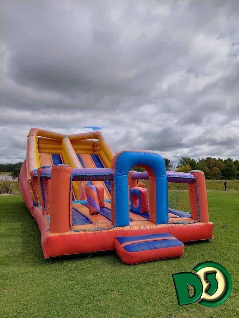 CASTILLO Y TOBOGAN GIGANTE