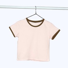 Remera lisa combinada en internet