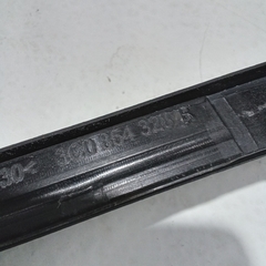Acabamento Externo Do Parabrisa Lado Direito Jeep Cherokee 5.2 1998 SKU 65401 na internet