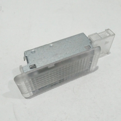 Luz Externa Inferior Do Porta Luvas Touareg 2011 Cod 56189 na internet