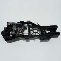 Suporte Da Maçaneta Porta Tras/esq Passat 2010 Cod 57254