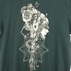 Camiseta MCD Regular Queen Clorofila by Fernanda Victorello na internet