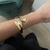 BRACELETE CURVO na internet