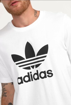 CAMISETA ADIDAS ORIGINALS TREFOIL BRANCA 100% Algodão na internet