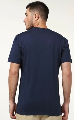 CAMISETA BILLABONG SMALL ARCH AZUL MARINHO 100% Algodão - Urban Store - Moda Masculina, Roupas, Calçados e muito mais!