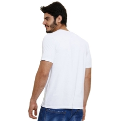 Camiseta Basicando Lisa 100% Algodão Branca (Masculina) na internet