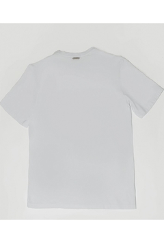 Camiseta No Age Branca C/ Estampa Laranja Neon - Urban Store - Moda Masculina, Roupas, Calçados e muito mais!