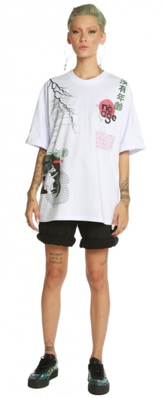 Camiseta No Age Branca Oversized Cyberpunk (Unissex)