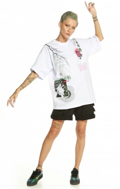 Camiseta No Age Branca Oversized Cyberpunk (Unissex) - comprar online