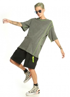 Camiseta No Age Cinza Oversized C/Costura Verde (Unissex)