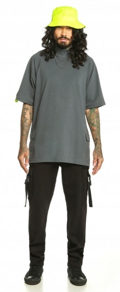 Camiseta No Age Oversized C/Gola Alta Cinza (Unissex) na internet
