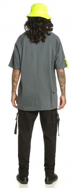 Camiseta No Age Oversized C/Gola Alta Cinza (Unissex) - Urban Store - Moda Masculina, Roupas, Calçados e muito mais!