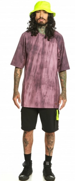 Camiseta No Age Tie Dye Long Line Estonada Roxa - comprar online