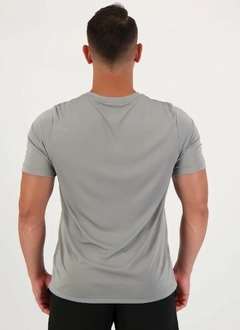 Camiseta Puma Active Big Logo 100% Algodão Cinza (Masculina) na internet