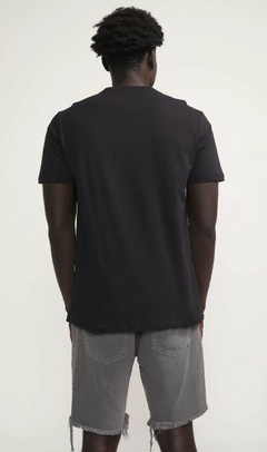 CAMISETA BILLABONG SWELLED PRETA 100% Algodão na internet