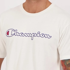 Camiseta Champion Logo Contour 100% Algodão Branca (Masculina) na internet