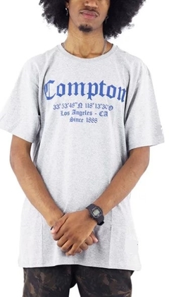 Camiseta Compton Los Angeles CA 100% Algodão Cinza (Masculina)