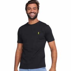 Camiseta Golf West Preta Small Logo Amarelo (Masculina)
