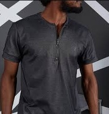 Camiseta Slim Noir La Mafia - C/Ziper na internet