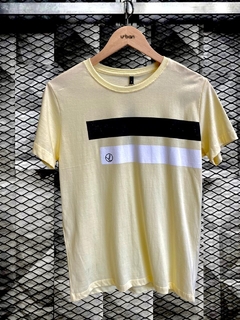 Camiseta Level's Jeans Listras - Amarelo
