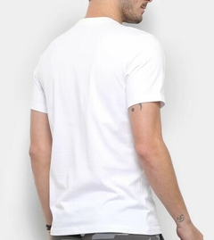 Camiseta Nike Icon Swoosh 100% Algodão Branca (Masculina) na internet
