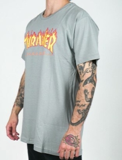 Camiseta Thrasher Flame 100% Algodão Cinza (Masculina) - comprar online