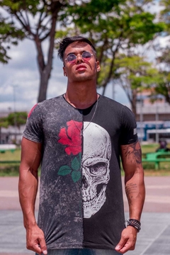 Camiseta Long King Joy Skull X Flower - Preto Estonado