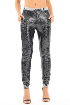 Calça Eye Pants Black and Glossy LaBellaMafia - Preto C/Prata Brilhante (Feminino) - Urban Store - Moda Masculina, Roupas, Calçados e muito mais!
