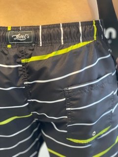Shorts Moda Praia Level's Jeans - Preto C/ Neon Listrado - Urban Store - Moda Masculina, Roupas, Calçados e muito mais!