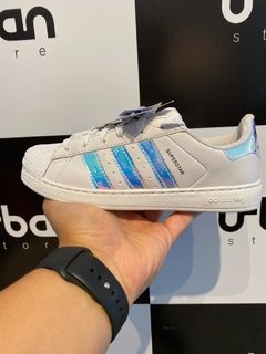 Tênis Adidas Superstar Branco C/Listras Azul (Feminino) - comprar online