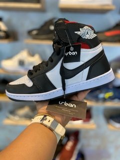 Tênis Nike Air Jordan 1 Chicago Retro Preto C/Branco e Vermelho - comprar online