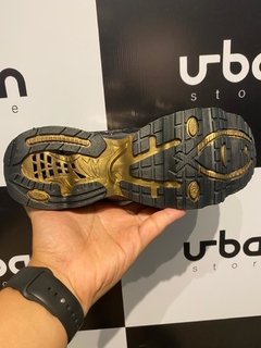 Tênis Mizuno Prophecy 8 Preto C/Dourado (Masculino) - Urban Store - Moda Masculina, Roupas, Calçados e muito mais!