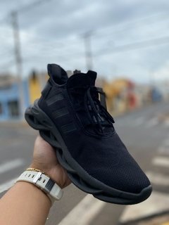 Tênis Adidas Yeezy 2020 Preto (Masculino) na internet