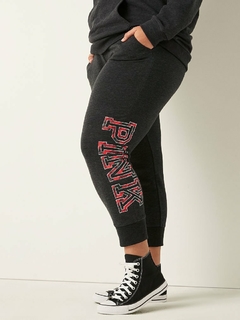 Pantalón Gris Topo Logo Red Plaid Pink S M Victoria's Secret - comprar online