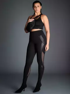 Corpiño Top Deportivo Modelador Negro Logo Vsx Talle S (85/90) M (90/95) Victoria's Secret - tienda online