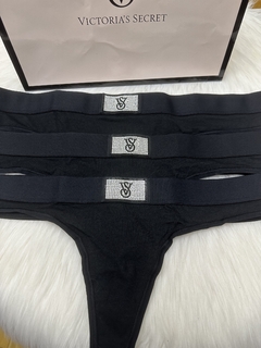 Bombacha Panty Negra Logo VS Strasses L Victoria's Secret