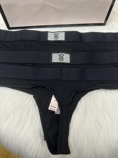 Bombacha Panty Negra Logo VS Strasses L Victoria's Secret - tienda online