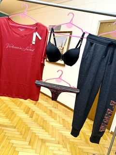 Pantalón Gris Topo Logo Red Plaid Pink S M Victoria's Secret - tienda online