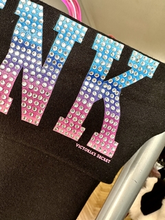 Imagen de Pantalón Yoga Pant Recto I LOVE M PINK Strasses M Victoria's Secret